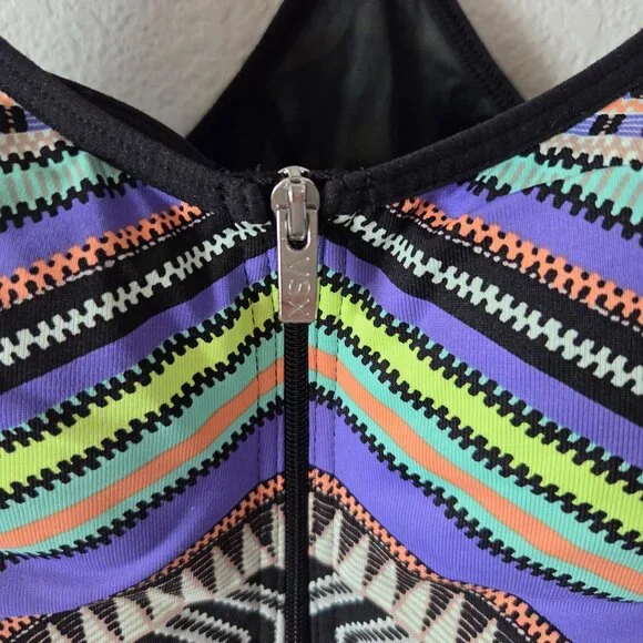 Victorias Secret US Sz 36C VSX Multicolor Zigzag Pattern Zip Front Sports Bra - Picture 2 of 8